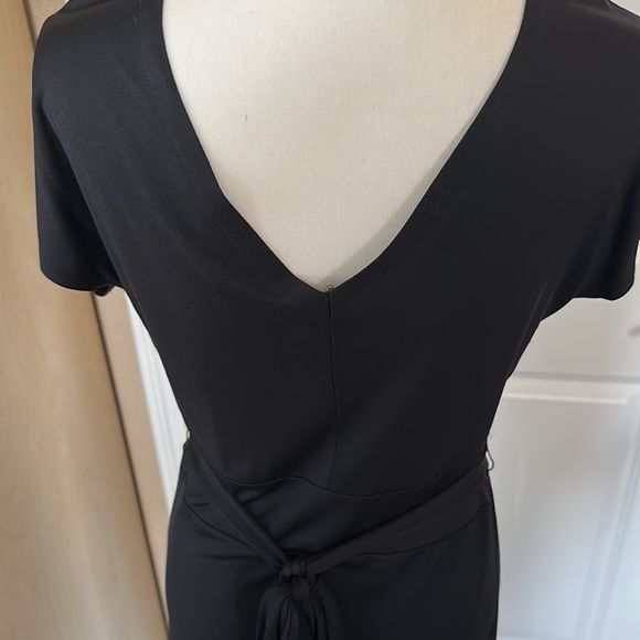 Banana Republic silk black dress. Size M - Picture 6 of 11